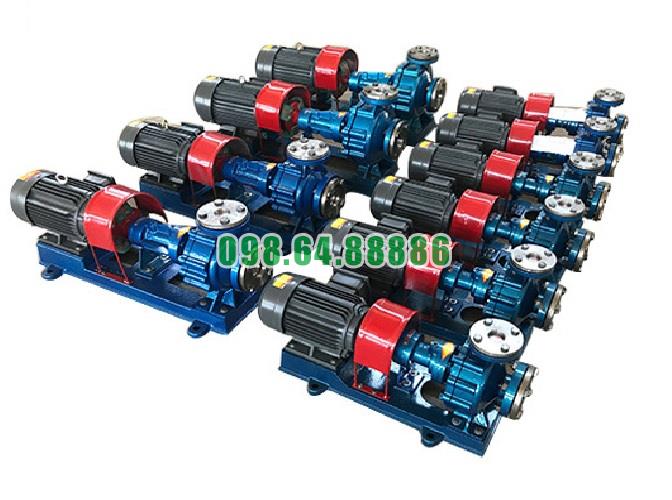 Bơm dầu nóng công nghiệp RY100-65-200A cột áp 44 m, công suất 22 kW, lưu lượng 94 m3/h